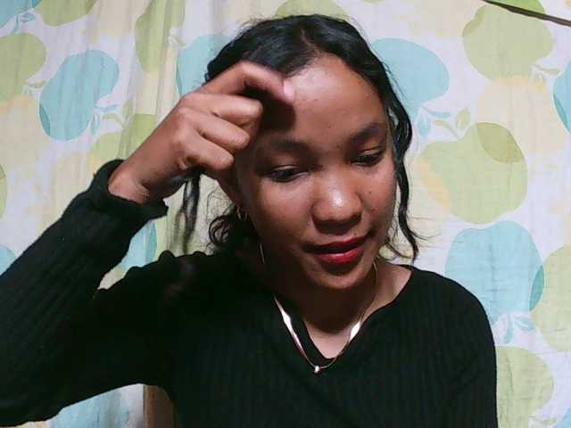 Louane01 live cam on BongaCams