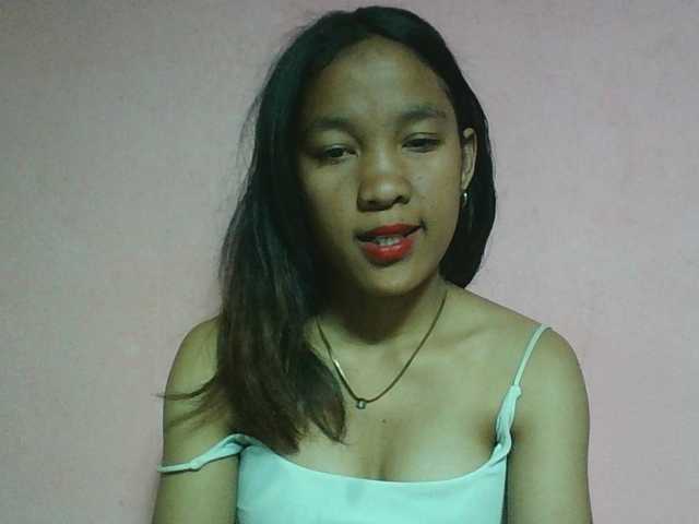 Louane01 live cam on BongaCams