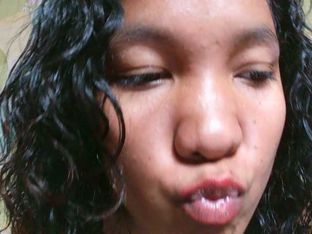Louane01 live cam on BongaCams