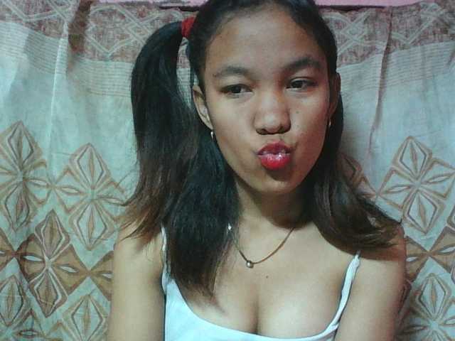 Louane01 live cam on BongaCams