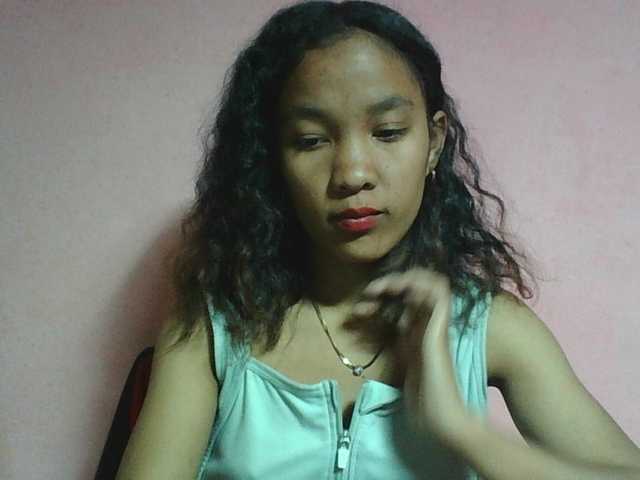 Louane01 live cam on BongaCams