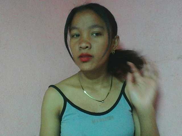 Louane01 live cam on BongaCams