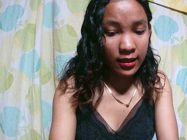 Louane01 live cam on BongaCams