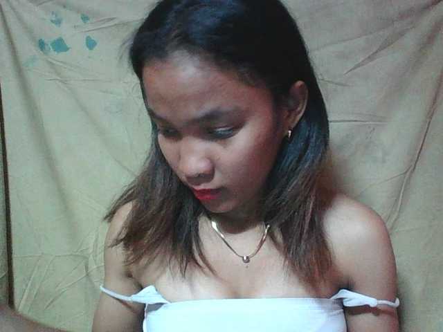 Louane01 live cam on BongaCams