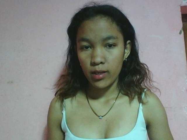 Louane01 live cam on BongaCams
