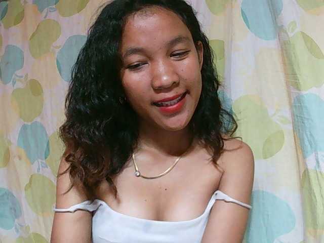 Louane01 live cam on BongaCams