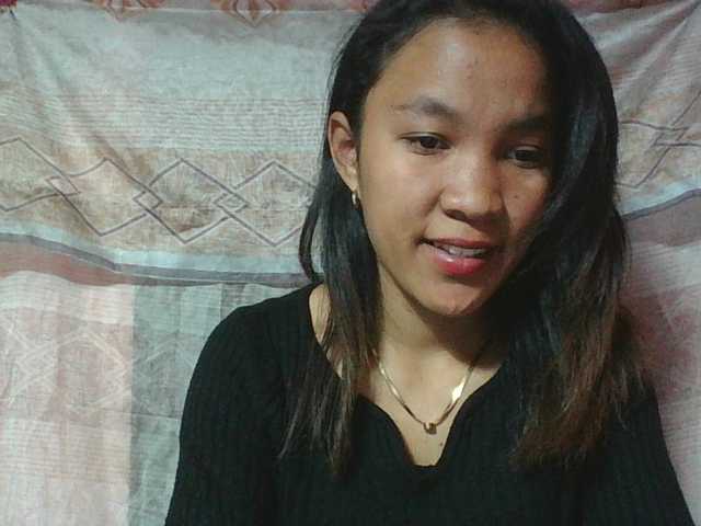 Louane01 live cam on BongaCams