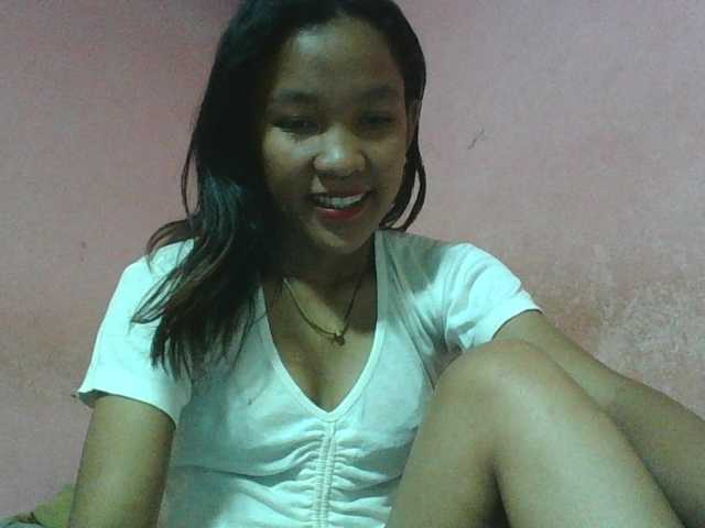 Louane01 live cam on BongaCams