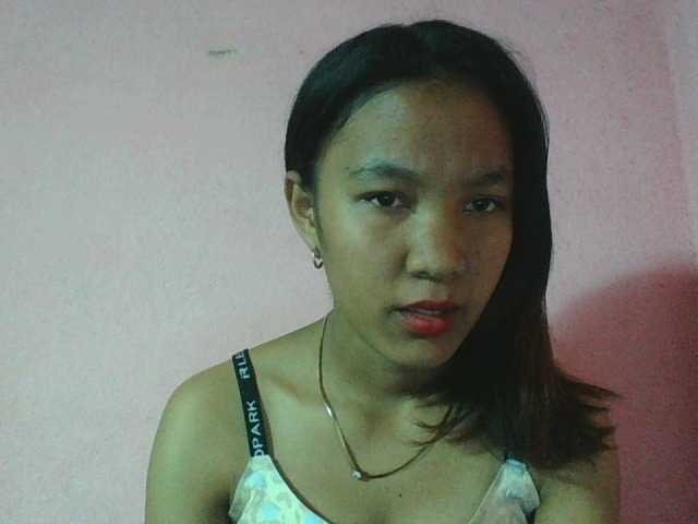 Louane01 live cam on BongaCams