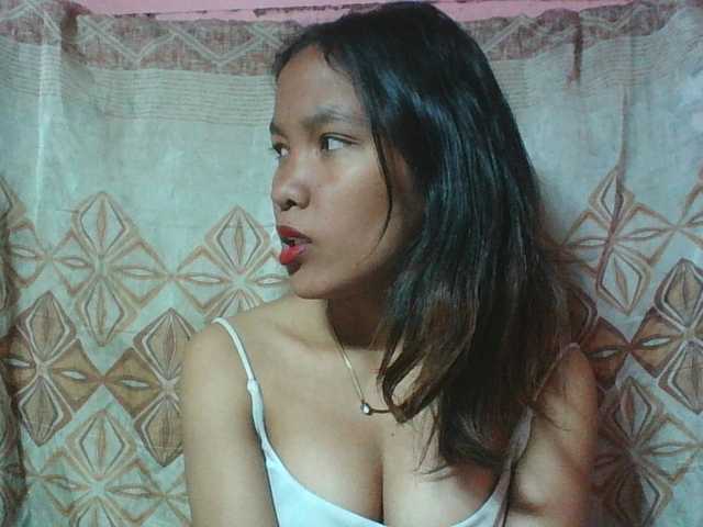 Louane01 live cam on BongaCams