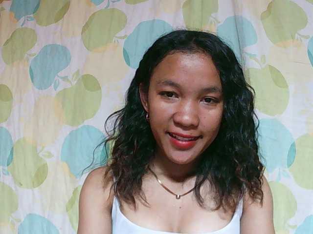 Louane01 live cam on BongaCams