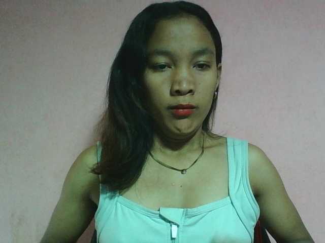 Louane01 live cam on BongaCams