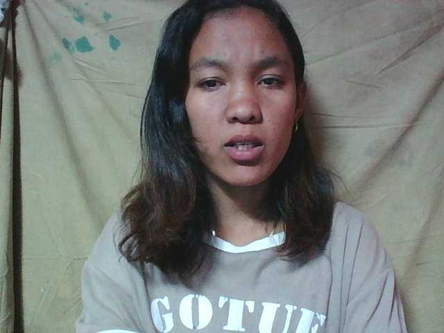 Louane01 live cam on BongaCams