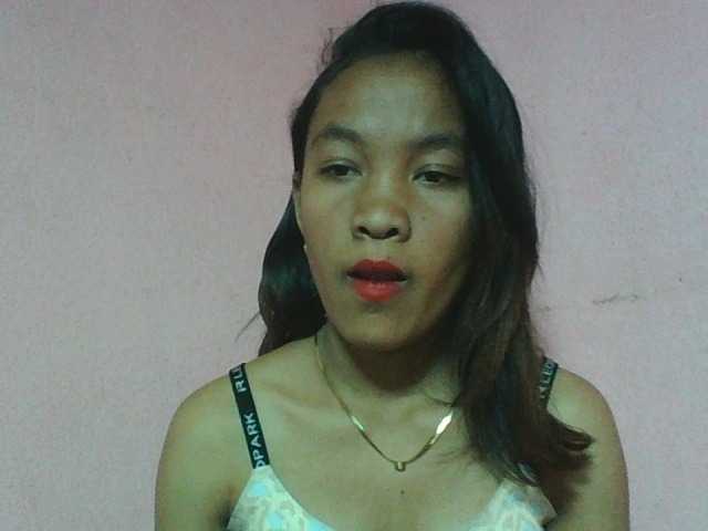 Louane01 live cam on BongaCams