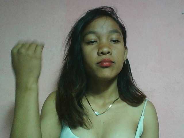 Louane01 live cam on BongaCams