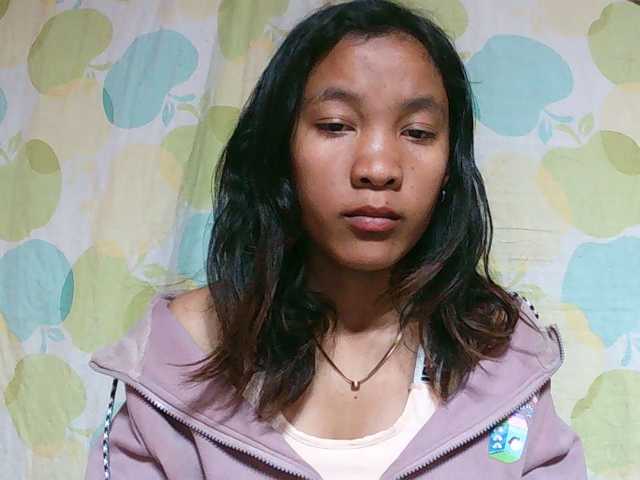 Louane01 live cam on BongaCams