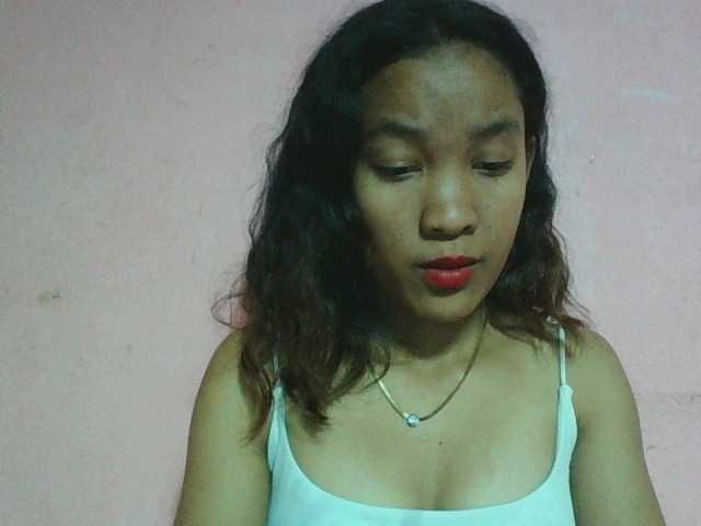 Louane01 live cam on BongaCams