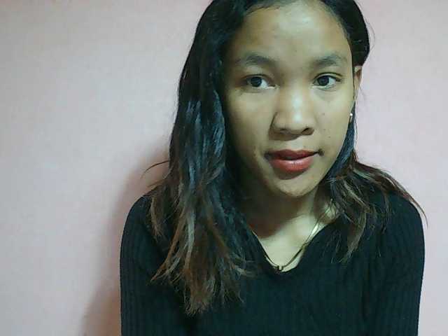 Louane01 live cam on BongaCams