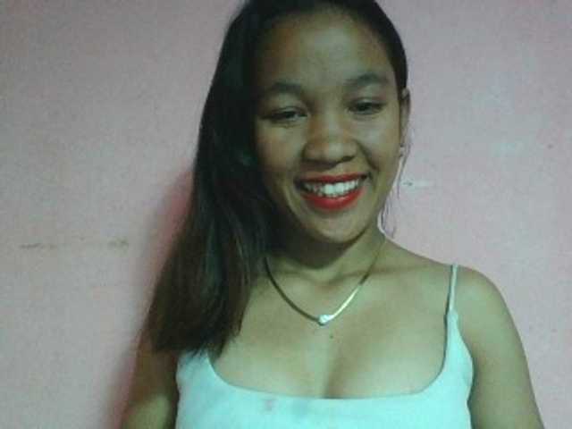 Louane01 live cam on BongaCams