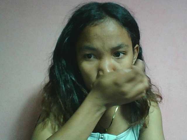 Louane01 live cam on BongaCams