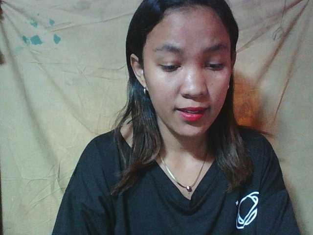 Louane01 live cam on BongaCams