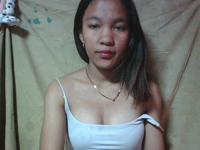 Louane01 live cam on BongaCams