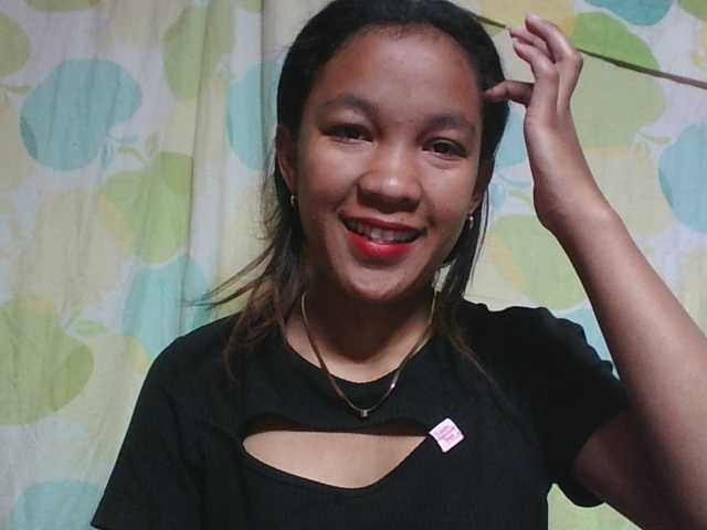 Louane01 live cam on BongaCams