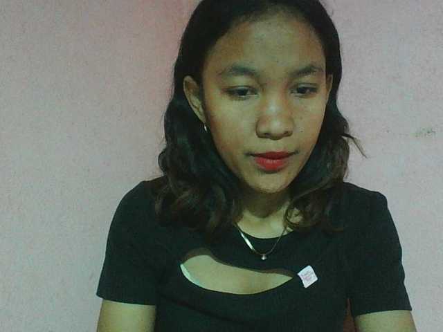 Louane01 live cam on BongaCams
