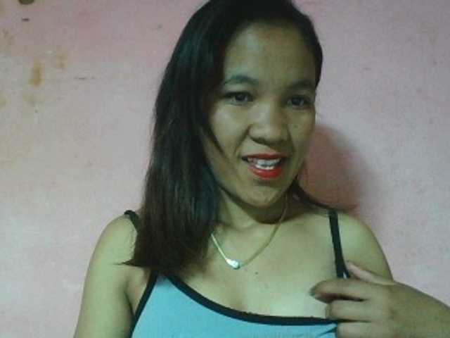 Louane01 live cam on BongaCams