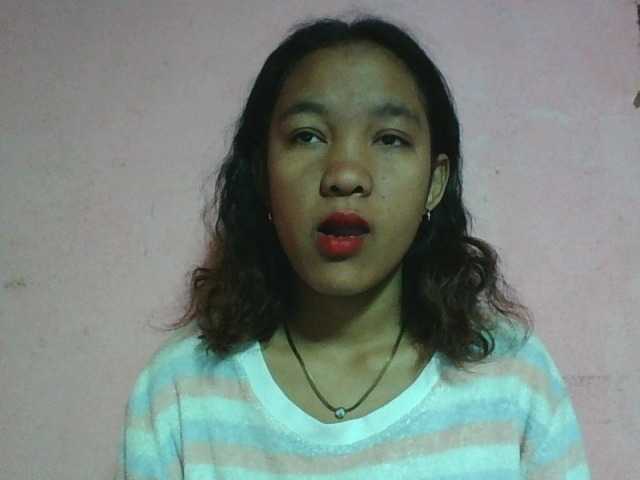 Louane01 live cam on BongaCams