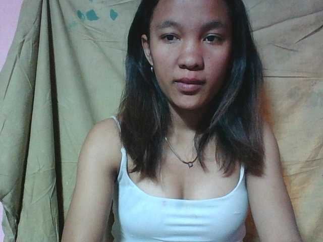Louane01 live cam on BongaCams