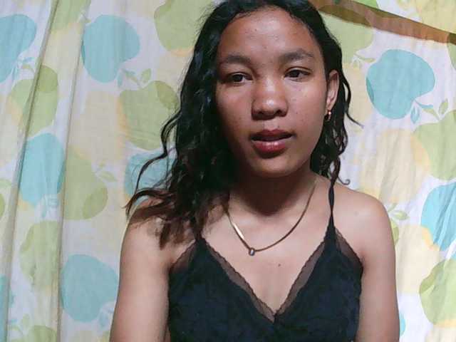 Louane01 live cam on BongaCams