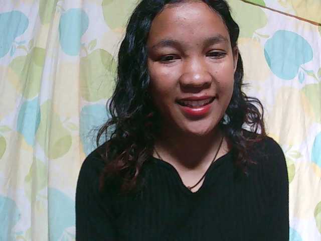 Louane01 live cam on BongaCams
