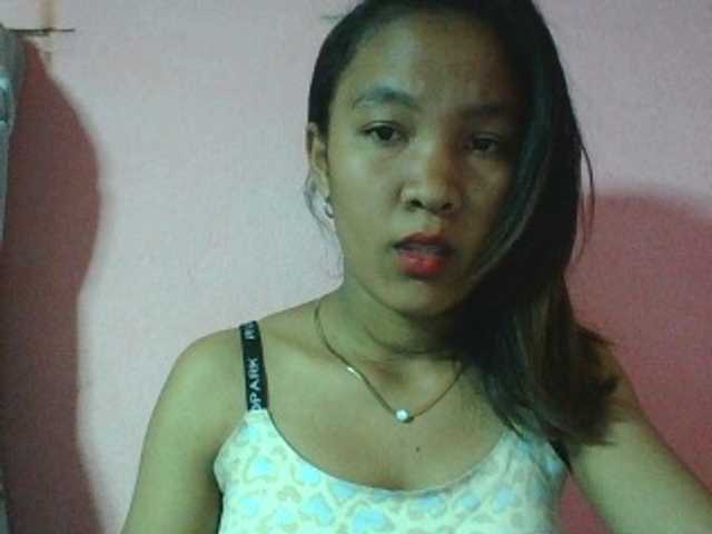 Louane01 live cam on BongaCams