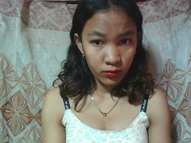 Louane01 live cam on BongaCams