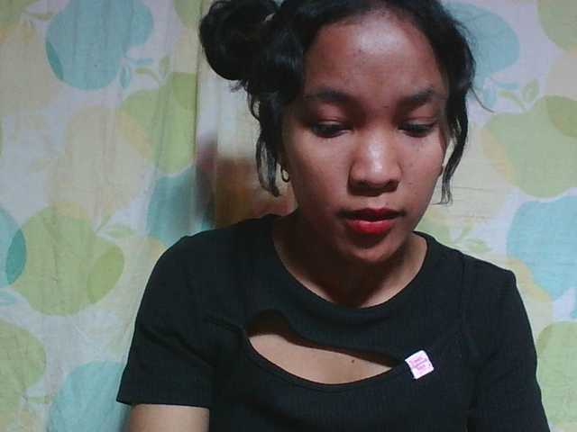 Louane01 live cam on BongaCams