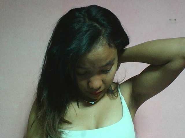 Louane01 live cam on BongaCams