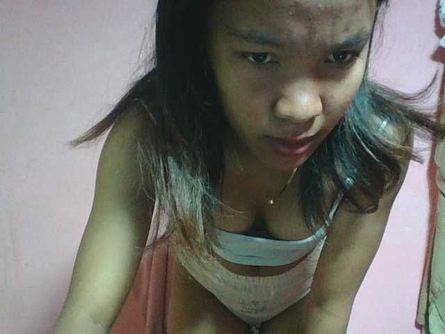 Louane01 live cam on BongaCams