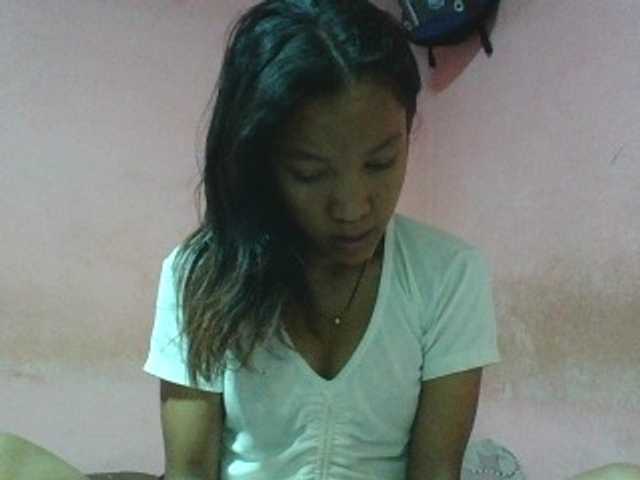 Louane01 live cam on BongaCams