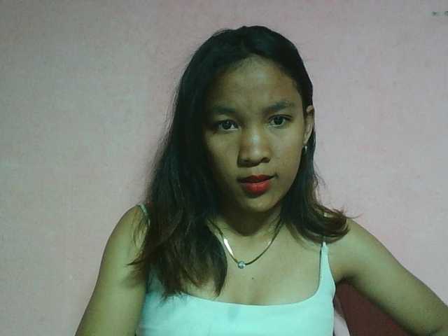 Louane01 live cam on BongaCams