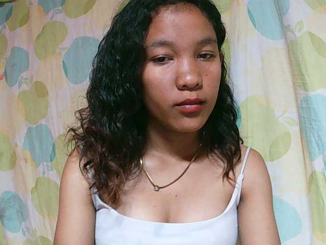 Louane01 live cam on BongaCams