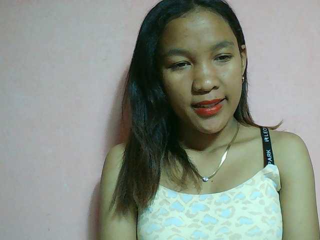 Louane01 live cam on BongaCams