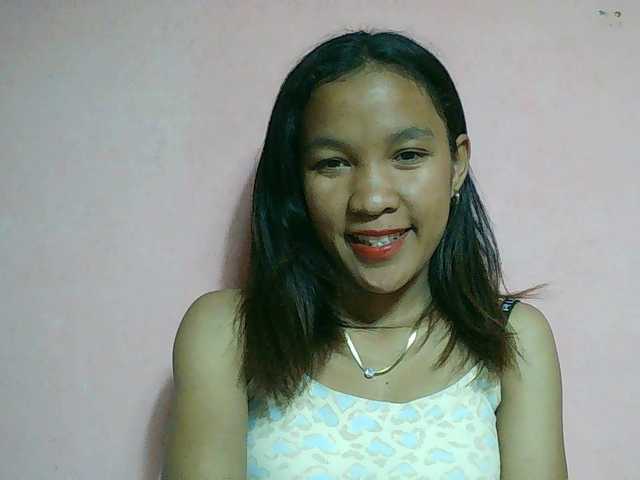 Louane01 live cam on BongaCams