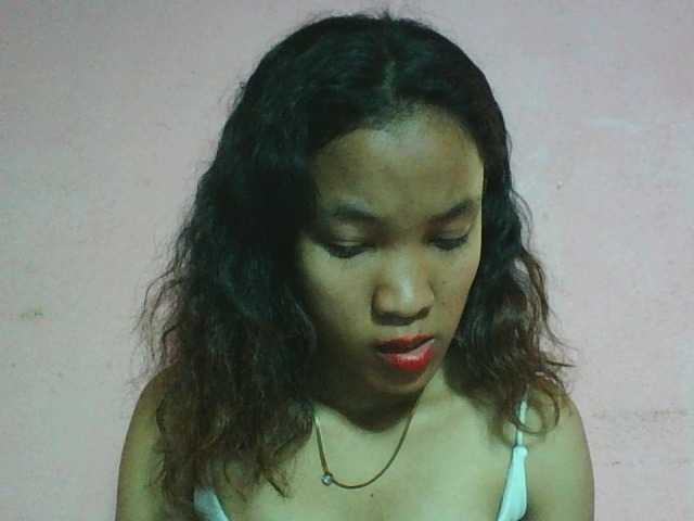 Louane01 live cam on BongaCams