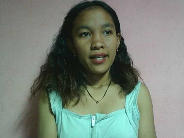 Louane01 live cam on BongaCams