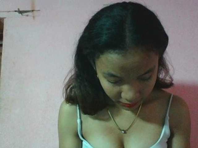 Louane01 live cam on BongaCams
