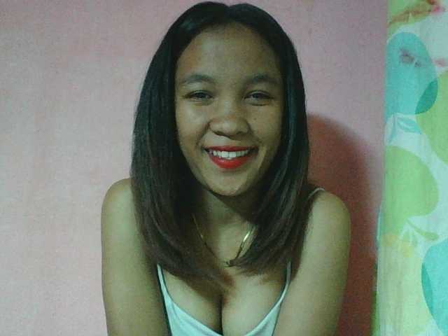 Louane01 live cam on BongaCams