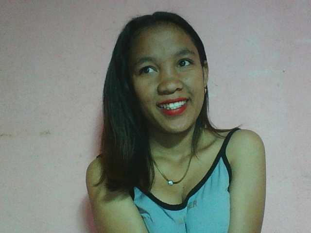 Louane01 live cam on BongaCams
