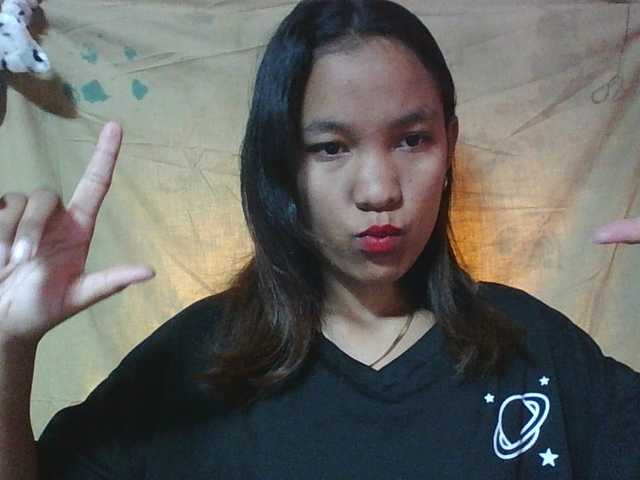 Louane01 live cam on BongaCams