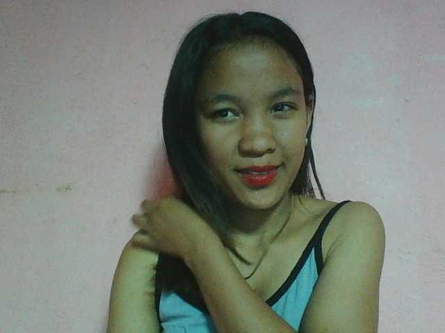 Louane01 live cam on BongaCams